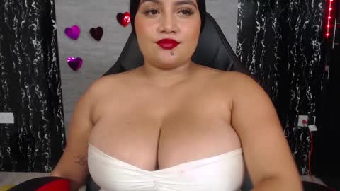 evelin 3 online show from February 14, 10:36 pm