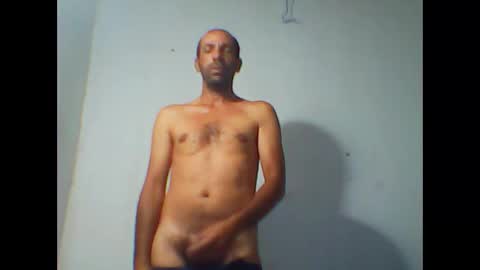 everaldosantos online show from December 4, 11:48 pm