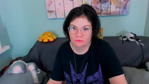 Everly online show from March 20, 5:12 am