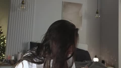 evi_woow online show from December 16, 1:02 am