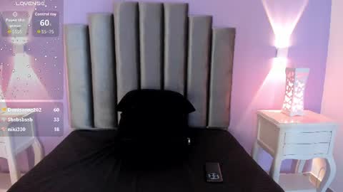 evierouse_ online show from June 11, 12:32 am