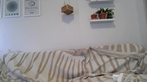 Badblondebunny online show from December 22, 11:33 pm