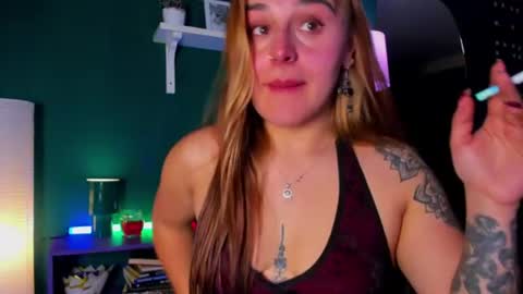 EVY online show from June 13, 3:50 am
