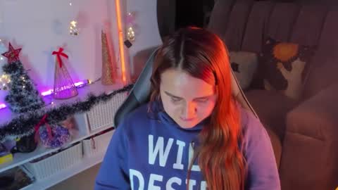 EVY online show from December 20, 5:25 am