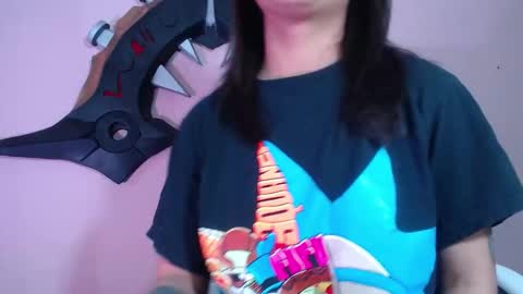 Im Evy online show from December 4, 5:01 pm