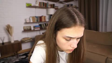Ann online show from June 4, 9:54 pm