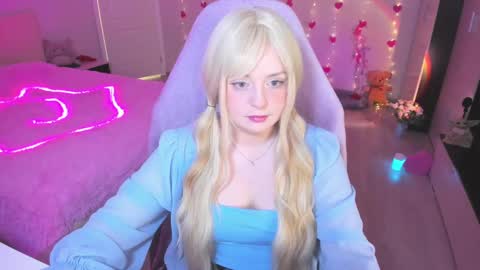  Amy  online show from March 11, 8:41 am