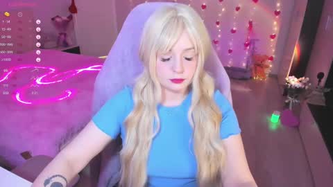  Amy  online show from March 1, 10:24 am