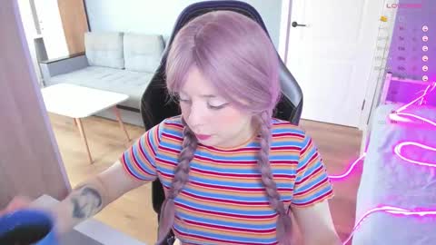  Amy  online show from October 3, 10:12 am