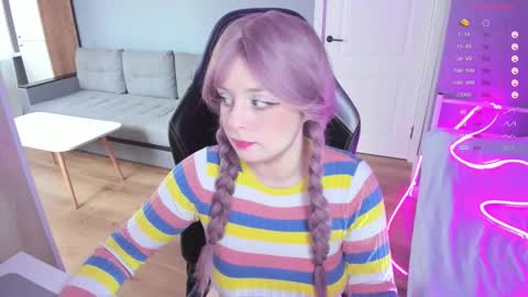  Amy  online show from October 4, 10:57 am