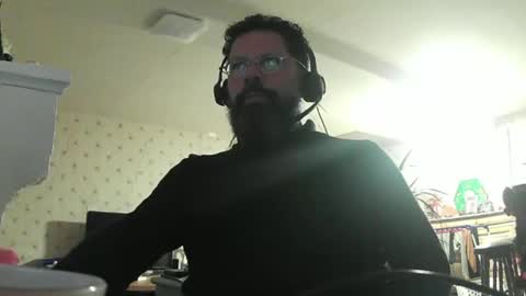 Gio online show from December 9, 9:37 pm