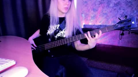 my real name is Irene but Exo is oke too  online show from September 30, 9:42 am