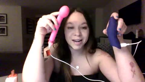 James  Sasha online show from March 5, 6:11 am