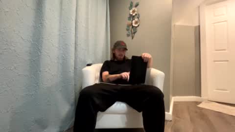 Explosivee andyy online show from October 25, 8:24 am