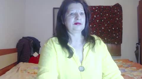 ExtasyMature online show from April 2, 5:04 am