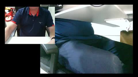 Snapshot of ezondi1 chatting on December 30, 6:31 am EZONDI online show from December 30, 6:31 am