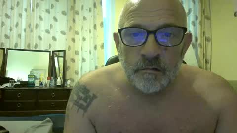 f1zzeek online show from June 26, 8:03 pm