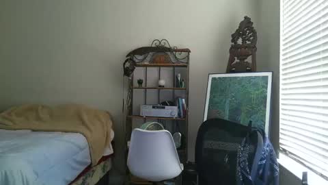 F33l Good online show from February 16, 8:40 pm