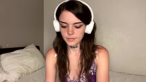 Faerie 3 online show from July 14, 11:21 pm
