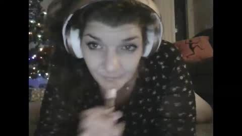 faidra mae online show from December 21, 12:16 pm