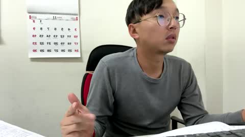 faint45508542 online show from January 4, 8:39 am