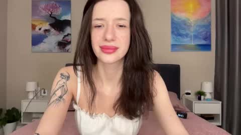 Snapshot of fairy_bloomix chatting on February 10, 1:44 pm Bloom  online show from February 10, 1:44 pm