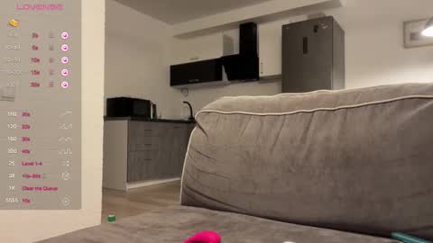 Bloom  online show from November 21, 10:52 pm