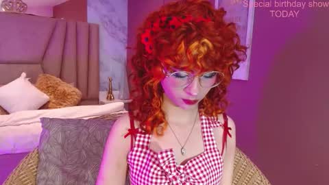 FAIRY online show from November 28, 8:49 pm