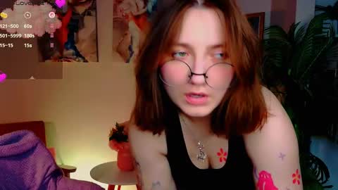 Tara online show from March 14, 9:30 pm