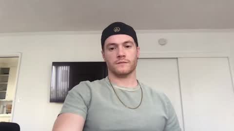 Travis online show from January 24, 9:47 pm