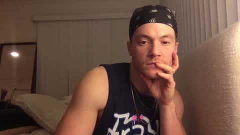 Travis online show from March 3, 8:27 am