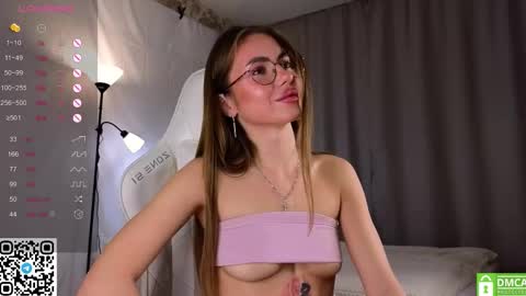 Snapshot of fairyfuckdust chatting on October 8, 12:29 am fairyfuckdust online show from October 8, 12:29 am