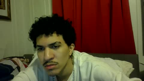 thefallenalien online show from January 12, 6:37 pm