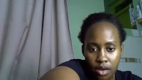 famous_bear online show from January 31, 8:06 pm