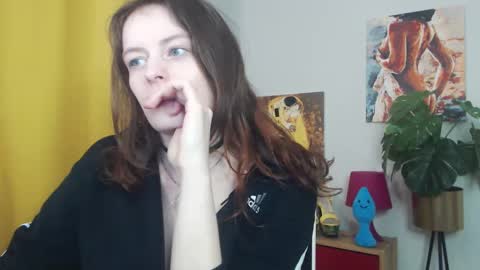 Nadine online show from March 12, 6:18 am