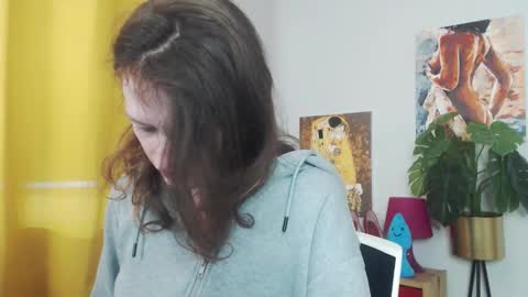 Nadine online show from September 24, 5:36 am