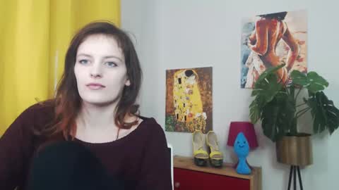 Nadine online show from March 7, 9:29 am