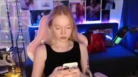Lisa online show from July 24, 2:47 pm