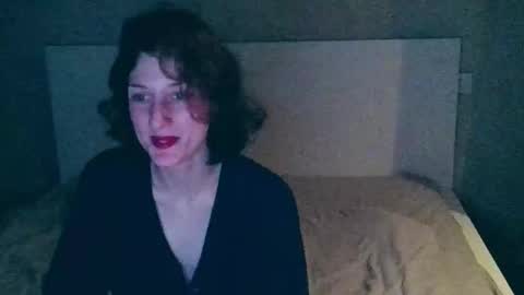 Kira online show from October 8, 10:05 pm