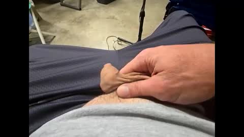 Snapshot of fartinmymouthplz chatting on September 23, 1:54 am fartinmymouthplz online show from September 23, 1:54 am