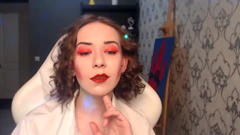 Fascinating   Eyes online show from June 20, 10:05 pm