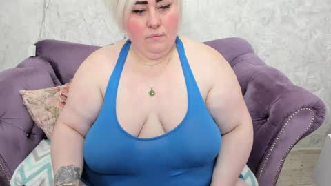 fashiona online show from February 23, 6:38 am