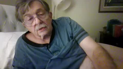 fatdickad online show from April 18, 6:48 am