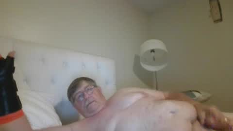 Snapshot of fatdickad chatting on September 21, 6:50 am fatdickad online show from September 21, 6:50 am