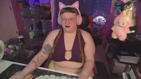 FatVeronica online show from March 25, 2:24 pm