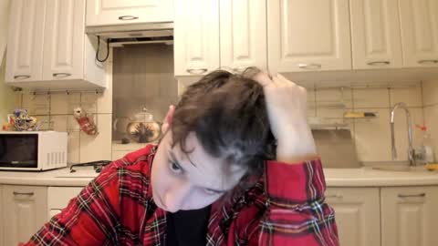 Michael online show from December 23, 7:52 pm