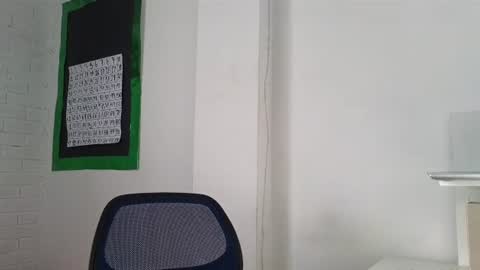 feeenti_dream online show from July 23, 9:34 pm