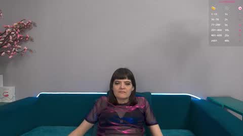 Laura online show from November 27, 6:48 pm