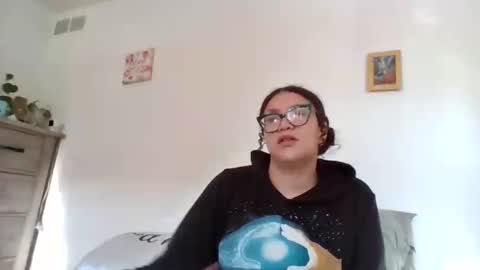 Soley online show from February 14, 4:43 pm