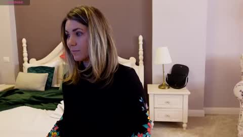 FeliciaKrige online show from March 10, 9:07 pm